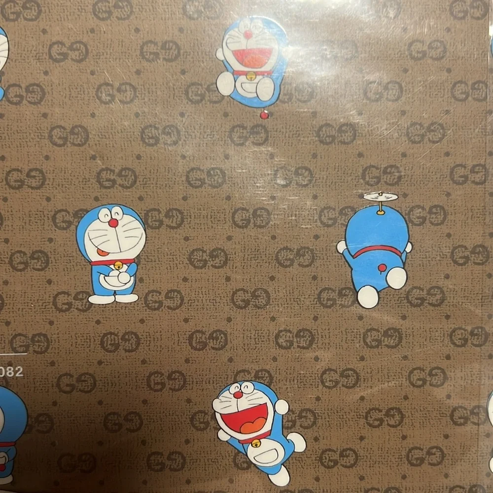 Gucci Doraemon NoteBook, NIP (authentic) - Picture 4 of 8